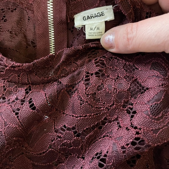 Garage burgundy lace sleeveless romper medium - Picture 7 of 9